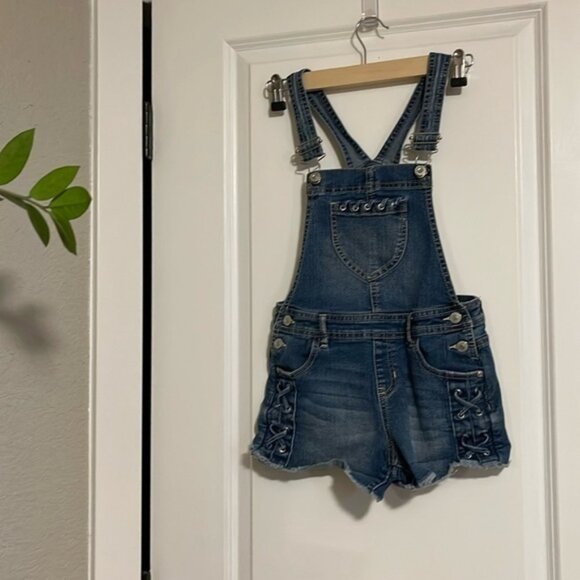 Jordache Jean Short Overalls 10/12 L - Picture 1 of 6